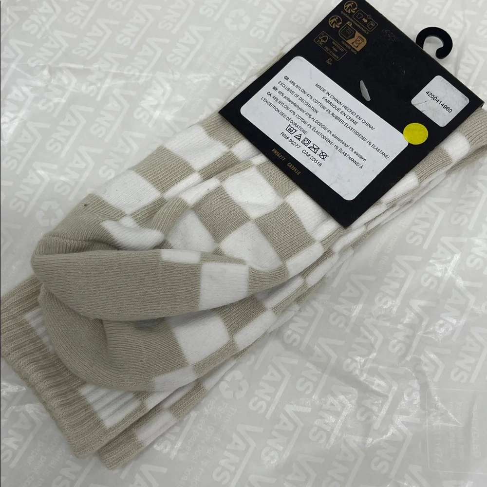 VANS "Off The Wall" Crew socks Checkerboard 
Vans socks (1 pair) - Picture 12 of 16